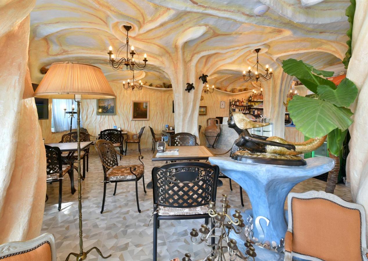 Sirena Palace Family Hotel 奥布佐尔 外观 照片