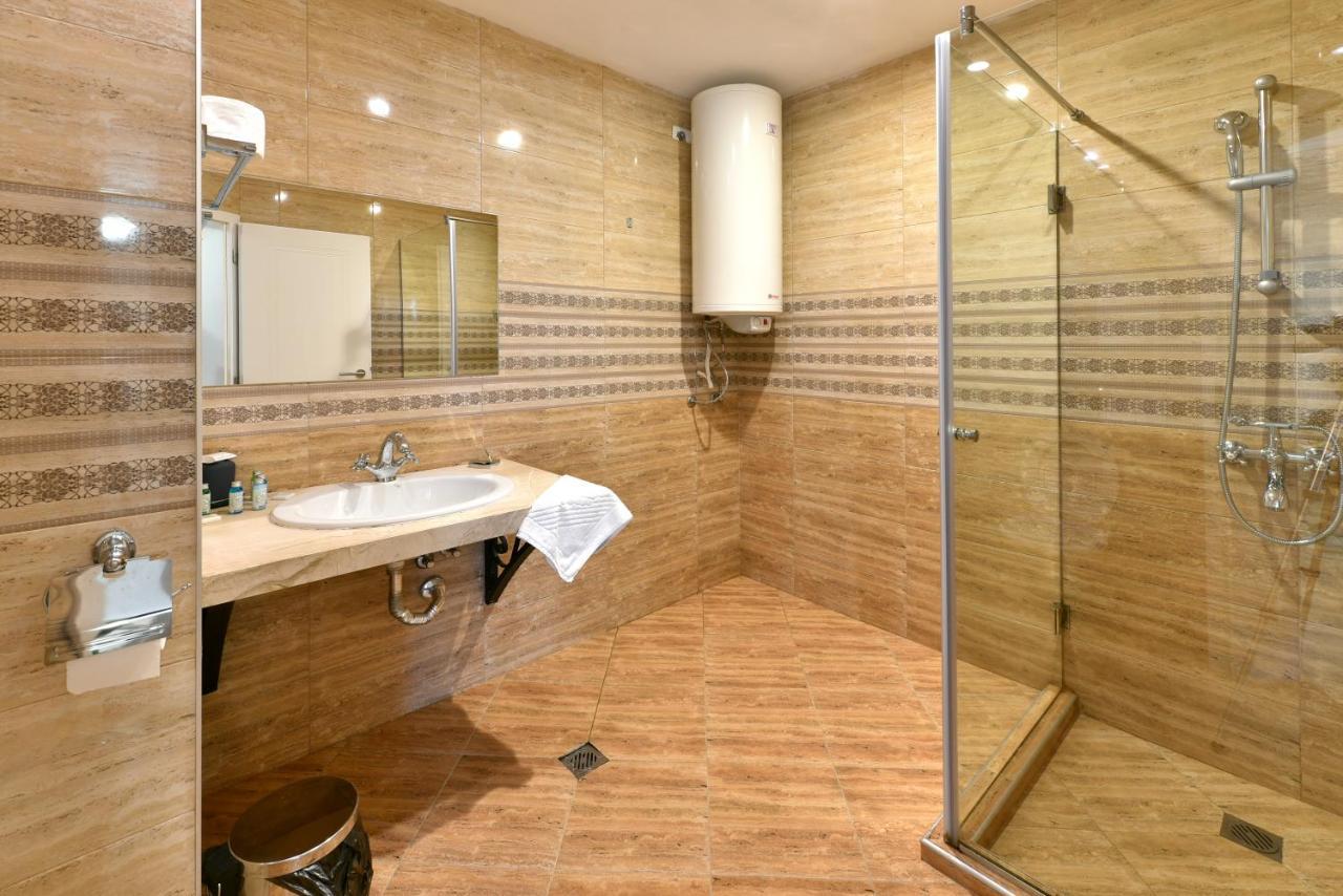 Sirena Palace Family Hotel 奥布佐尔 外观 照片