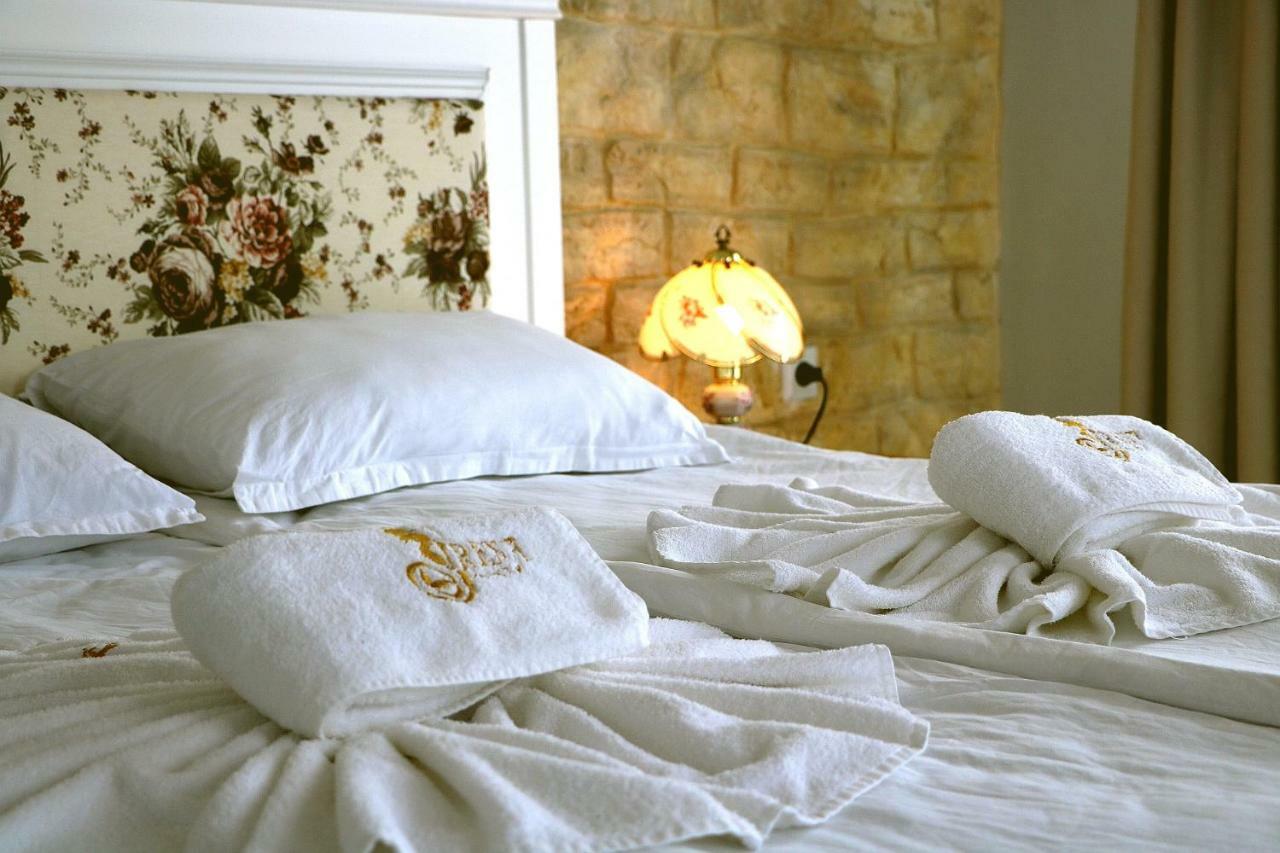 Sirena Palace Family Hotel 奥布佐尔 外观 照片