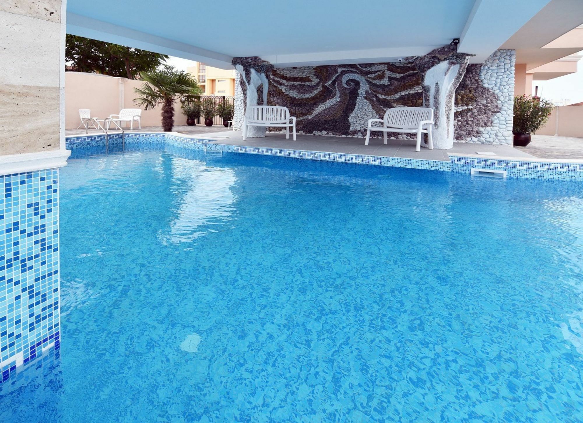 Sirena Palace Family Hotel 奥布佐尔 外观 照片